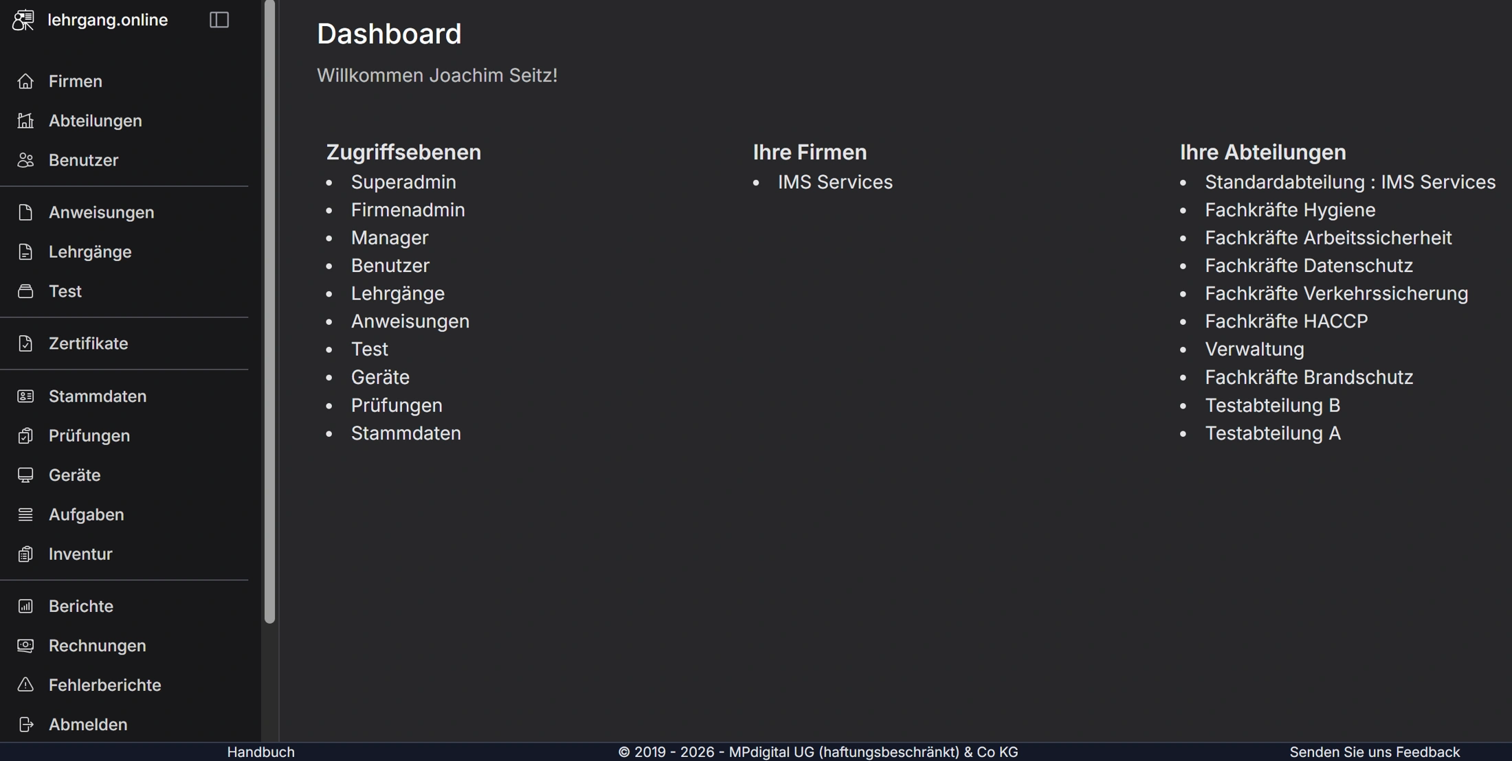 Screenshot des Dashboards von lehrgang.online mit Firmen, Abteilungen, Zugriffsrollen und Navigation zu Anweisungen, Lehrg&auml;ngen, Zertifikaten, Ger&auml;ten und Pr&uuml;fungen.